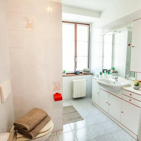 Apartament Piazzaroma23 Como