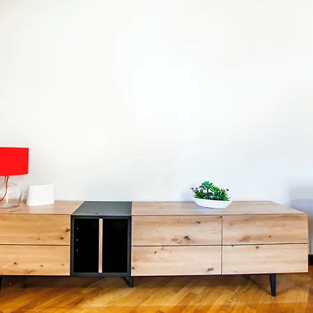 Piazzaroma23 * קומו